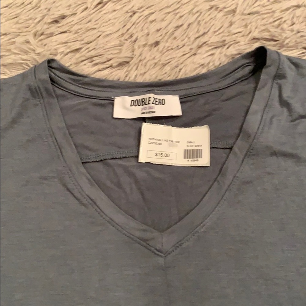 ⭐️2 for $18 or 3 for $25 Platinum blue tee - Picture 2 of 4